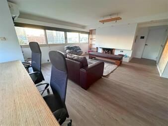 https://www.gallito.com.uy/apartamento-reformado-en-puerto-de-buceo-inmuebles-27235130