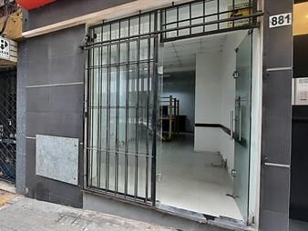 https://web5.gallito.com.uy/centro-local-en-alquiler-37-mts-al-frente-con-baño-inmuebles-27241392