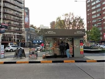 https://www.gallito.com.uy/venta-kiosco-abastecido-y-trabajando-plaza-clotilde-luisi-inmuebles-27246184