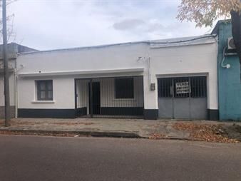 https://www.gallito.com.uy/se-vende-casa-en-ciudad-de-durazno-inmuebles-24871978