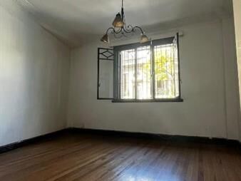 https://web5.gallito.com.uy/venta-apartamento-en-cordon-todo-en-planta-baja-con-2-patios-inmuebles-27266168