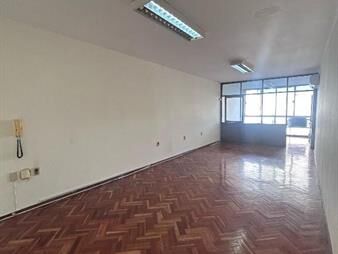 https://www.gallito.com.uy/alquiler-oficina-en-ciudad-vieja-inmuebles-27284210