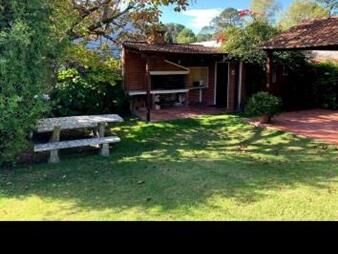https://web5.gallito.com.uy/susena-inversiones-vende-casa-en-carrasco-nortes-maximo-taje-inmuebles-27293101