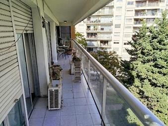 https://www.gallito.com.uy/venta-bajo-oportunidad-en-pocitos-hermoso-apto-de-180mts-inmuebles-27332558