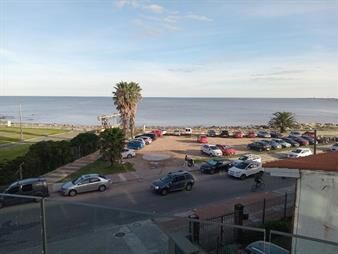 https://www.gallito.com.uy/venta-apartamento-forum-2-suites-baño-social-2-ggess-inmuebles-27337598