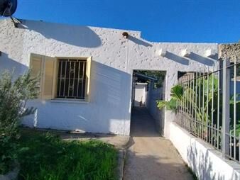 https://www.gallito.com.uy/casa-de-1-dormitorio-con-jardin-y-patio-en-malvin-norte-inmuebles-27348138