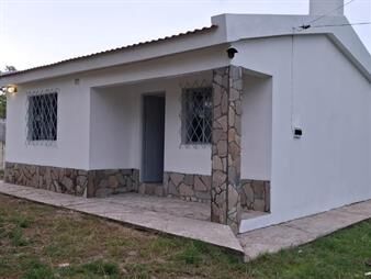 https://www.gallito.com.uy/alquilada-alquila-linda-y-comoda-casa-en-muy-linda-zona-inmuebles-27373680