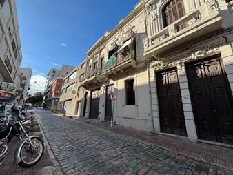 https://web5.gallito.com.uy/diri-washington-y-colon-casa-294m2-inmuebles-27379006