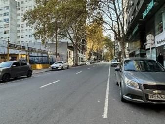 https://www.gallito.com.uy/alquiler-local-centro-colonia-y-convencion-a-la-calle-inmuebles-27391734