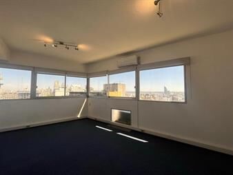 https://www.gallito.com.uy/diri-torre-el-gaucho-58m2-constituyente-y-barrios-amorin-inmuebles-25727122