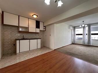 https://web5.gallito.com.uy/apartamento-en-venta-1-dormitorio-tres-cruces-piso-12-inmuebles-26779506
