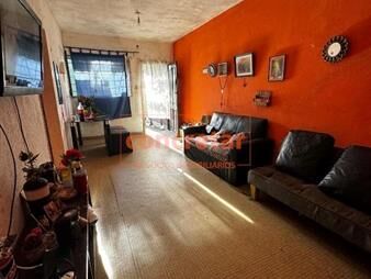 https://web5.gallito.com.uy/apartamento-al-fondo-en-villa-española-2-dormitorios-inmuebles-27489609