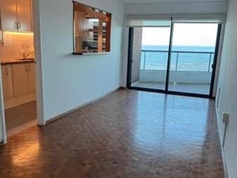 https://web5.gallito.com.uy/imperdible-apto-frente-a-la-rambla-de-malvin-inmuebles-27535754