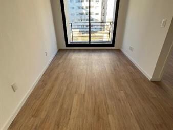 https://web5.gallito.com.uy/alquiler-apartamento-a-estrenar-en-tres-cruces-piso-6-inmuebles-27544176