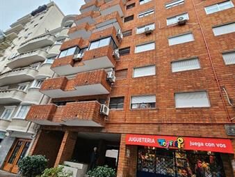 https://www.gallito.com.uy/muy-bien-ubicado-frente-a-la-sagrada-familia-inmuebles-27544416