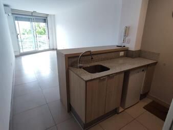 https://web5.gallito.com.uy/en-pocitos-apto-2-dorm-con-garaje-y-piscina-inmuebles-27547800