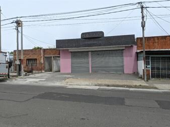 https://www.gallito.com.uy/panaderia-con-planta-de-elevoracion-y-rotiseria-con-2-horno-inmuebles-27552819