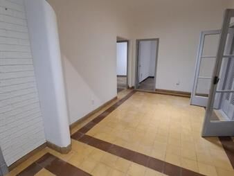 https://www.gallito.com.uy/alquiler-apartamento-2-dormitorios-en-la-comercial-inmuebles-27552854