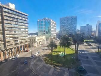 https://web5.gallito.com.uy/alquiler-apto-2-dorm-todo-al-frente-palacio-salvo-centro-inmuebles-27562654