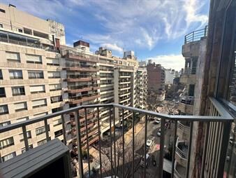 https://www.gallito.com.uy/venta-amplio-monoambiente-en-pocitos-inmuebles-27573867