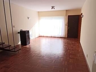 https://www.gallito.com.uy/encantadora-casa-independente-impecable-inmuebles-27599281