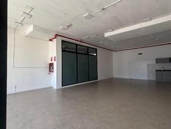 https://web5.gallito.com.uy/alquiler-de-local-comercial-la-blanqueda-inmuebles-27599402