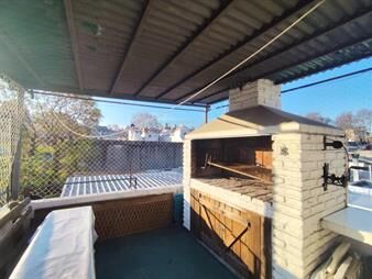 https://www.gallito.com.uy/casa-esquina-triplex-impecable-gge-3-dom-inmuebles-22574934