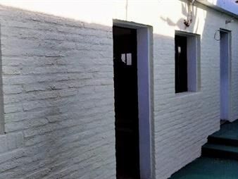 https://web5.gallito.com.uy/caramuro-1487-dos-dormitoris-patio-con-parrilero-y-estufa-inmuebles-27606907