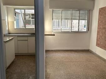 https://www.gallito.com.uy/alquiler-de-apartamento-1-dormitorio-en-bella-vista-inmuebles-27607217