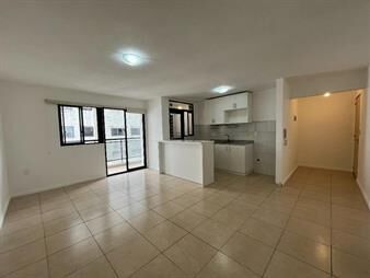 https://www.gallito.com.uy/monoambiente-de-gran-tamaño-con-garaje-en-venta-en-pocitos-n-inmuebles-27615948