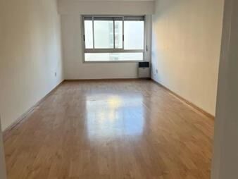 https://web5.gallito.com.uy/hermoso-apto-al-frente-2-dorm-cordon-inmuebles-27639474