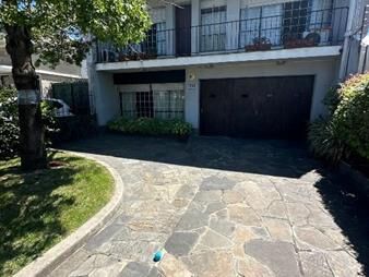 https://web5.gallito.com.uy/venta-casa-en-paso-molino-con-gran-fondo-y-garaje-inmuebles-27642887