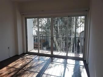 https://web5.gallito.com.uy/dueño-a-3-cuadras-de-montevideo-shopping-y-a-5-de-la-playa-inmuebles-27642384