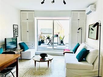 https://www.gallito.com.uy/hermoso-apartamento-con-gran-terraza-en-plaza-de-artesanos-inmuebles-27651130