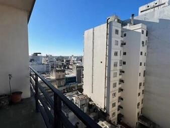 https://www.gallito.com.uy/muy-bien-ubicado-con-amplia-terraza-inmuebles-27657416