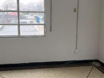 https://www.gallito.com.uy/buen-apto-con-garage-y-sin-gcom-inmuebles-27658078