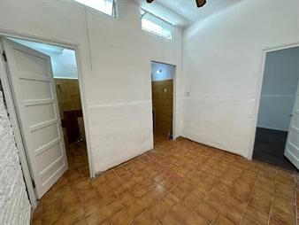 https://www.gallito.com.uy/se-alquila-apto-planta-baja-interior-calle-enrique-g-peña-inmuebles-27651645