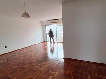 https://www.gallito.com.uy/alquiler-3-dormitorios-en-pocitos-imperdible-muy-luminoso-inmuebles-27666651