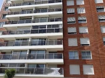 https://www.gallito.com.uy/pasos-de-rambla-hipolito-yrigoyen-1410-soleado-panoramico-inmuebles-27670842