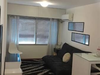 https://web5.gallito.com.uy/precioso-monoambiente-amoblado-cordon-inmuebles-27688262