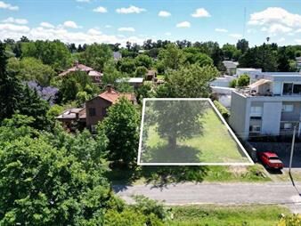 https://web5.gallito.com.uy/terreno-en-venta-a-200-mts-de-la-playa-en-bahia-de-colonia-inmuebles-27683886