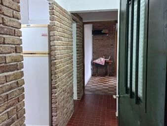 https://www.gallito.com.uy/dueño-alquila-casa-y-apto-ideal-2-familias-inmuebles-27691838