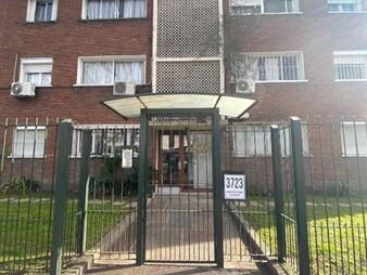 https://www.gallito.com.uy/apto-en-complejo-1-dorm-bgc-antel-arena-inmuebles-27696433