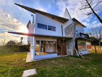 https://www.gallito.com.uy/estrene-lagomar-sur-3-dormitorios-casa-en-venta-inmuebles-26535964