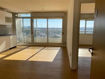 https://web5.gallito.com.uy/alquiler-de-apartamento-de-1-dormitorio-con-balcon-en-malvin-inmuebles-27699918