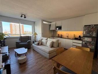 https://web5.gallito.com.uy/oportunidad-apartamento-al-frente-en-e-tower-de-campiglia-inmuebles-27703119