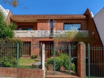 https://www.gallito.com.uy/gran-propiedad-a-mts-del-parque-villa-dolores-inmuebles-27107468