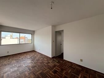https://web5.gallito.com.uy/sarmiento-y-21-de-setiembre-muy-luminoso-2-dorm-inmuebles-27716928