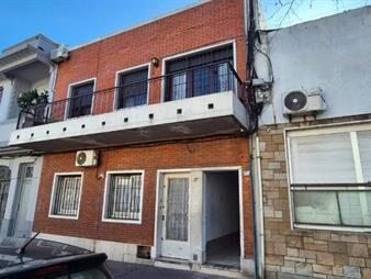 https://www.gallito.com.uy/venta-apartamento-1-dormitorio-amezaga-y-joaquin-requena-inmuebles-27716929