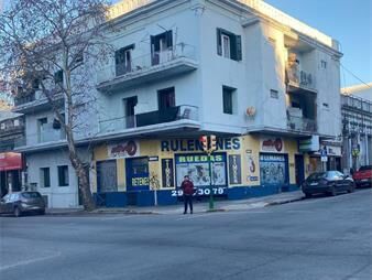 https://web5.gallito.com.uy/atencion-inversores-se-vende-edificio-mas-locales-centro-inmuebles-27723109